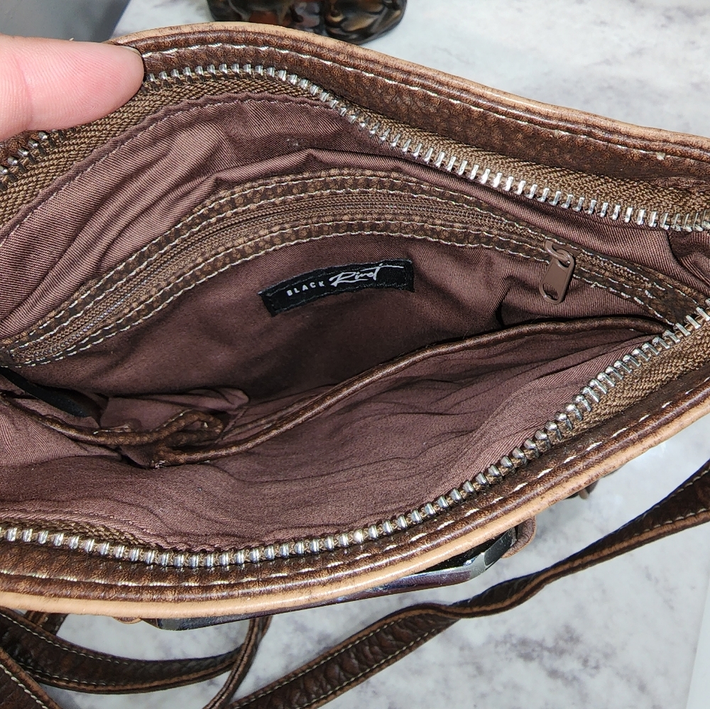 Black Rivot Brown Purse - Picture 3 of 4